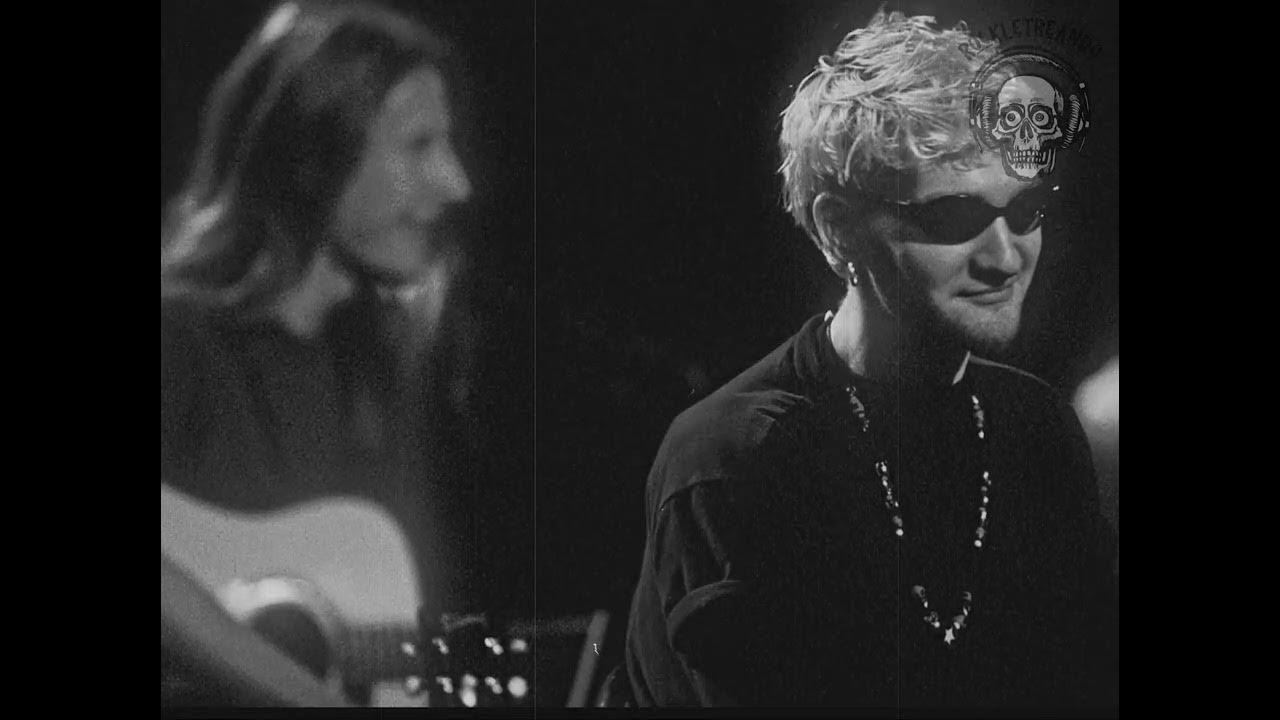 Alice in chains Down in a hole unplugged (lyrics) YouTube Alice in chains Down in a hole unplugged (lyrics) YouTube