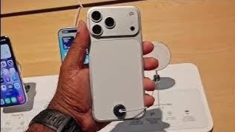 Happy iPhone 17 Day! Hands-On with Apples newest mobile devices (re-upload)