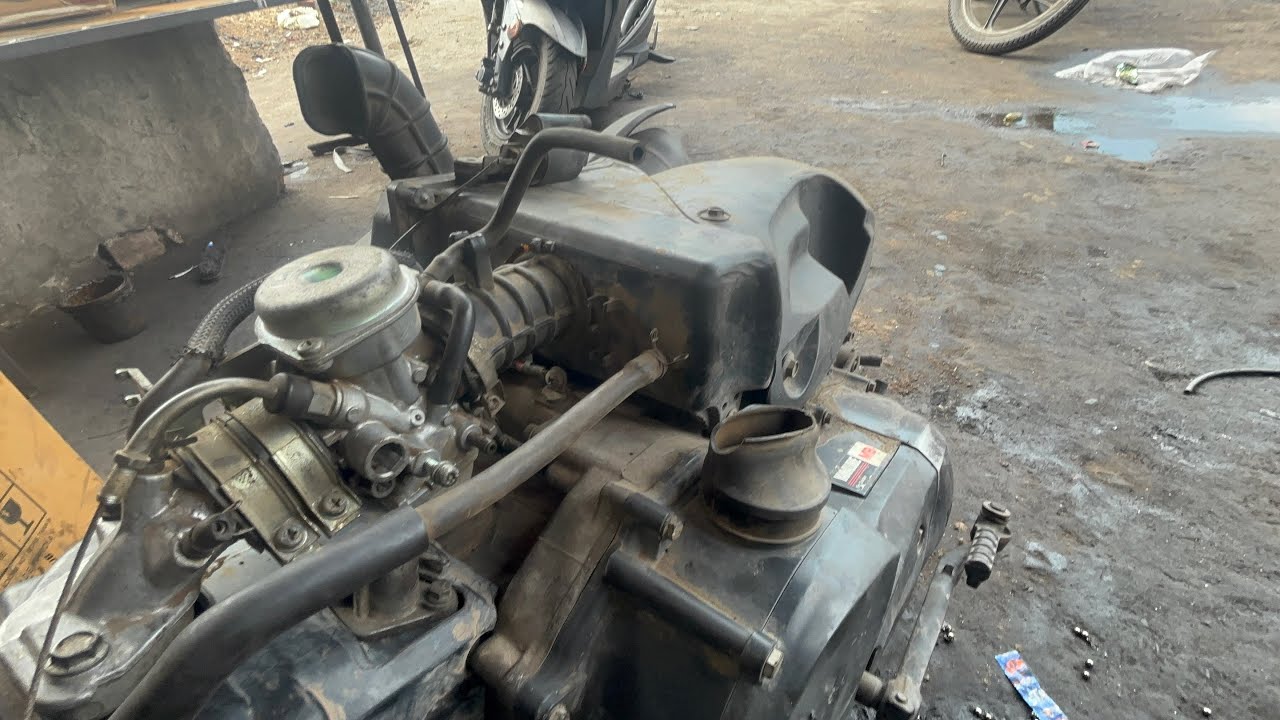 Yamaha rayz scooty half engine fitting  ⚒️