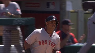 Cespedes hammers clutch three-run homer