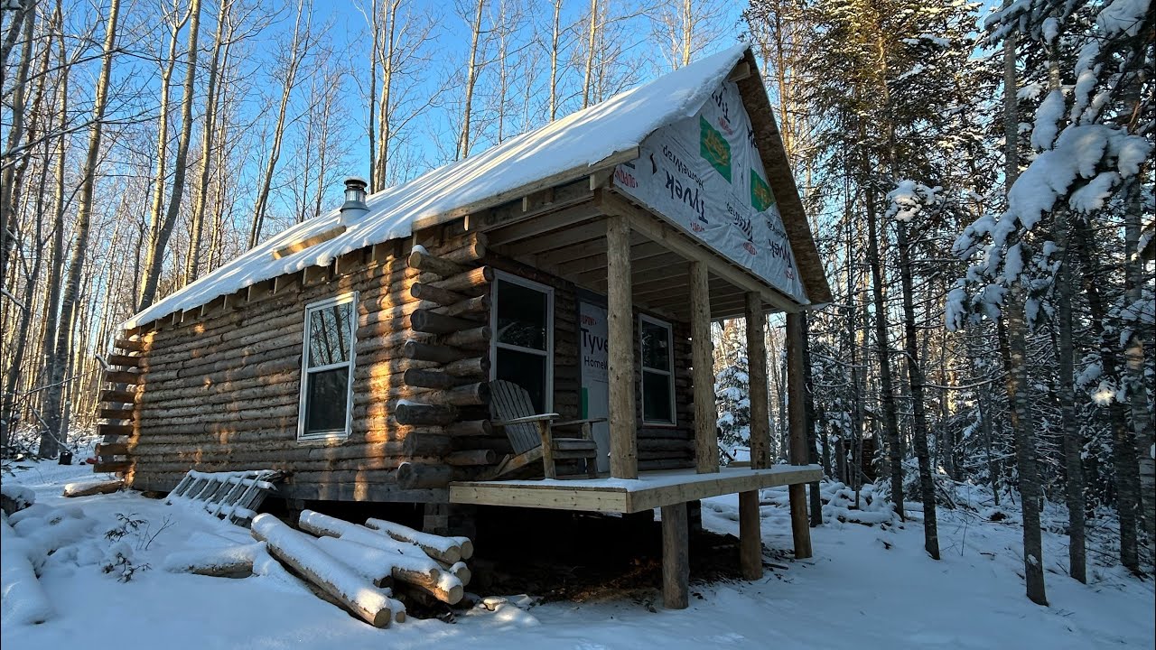 Building the doors at my Off Grid Log Cabin,the snow is here, wood ...