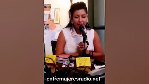 Elizabeth Inganamort de vsita en 'Entre Mujeres Radio'