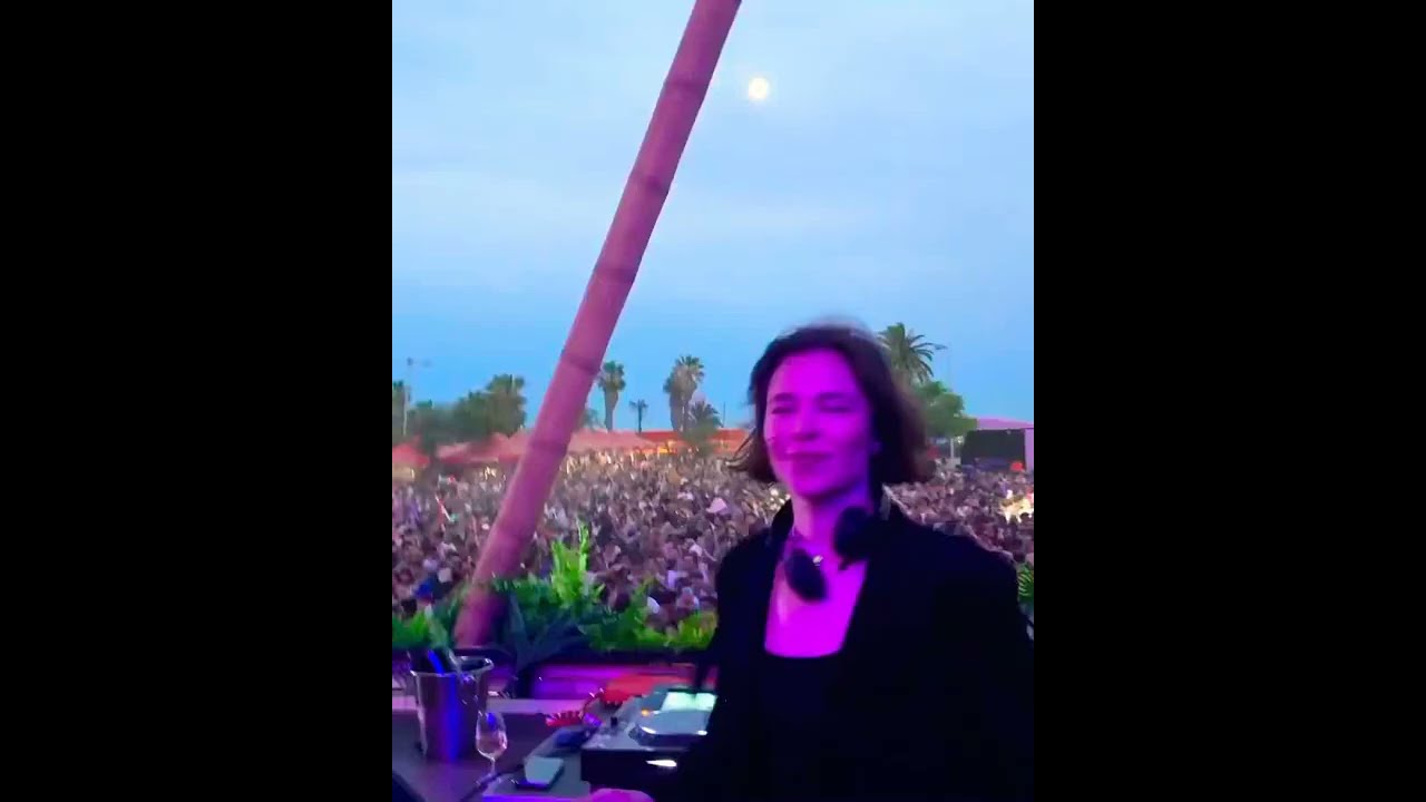 "Nina Kraviz" Live At Under Ground Party || Brunch -In Barcelona, Barcelona, Spain