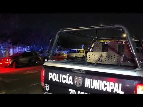 Detienen a mujer por presunto robo en tienda Walmart en Zapopan