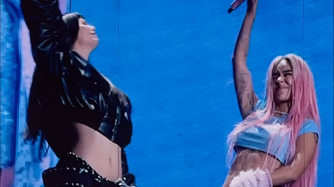 Karol G & Nathy Peluso - Gato Malo (En Vivo) Mañana Será Bonito Tour | Buenos Aires 27.04.24