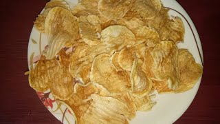 Potato chips|| Aloo chips|| Home made chips|| Aloo chips banane ka tarika & our small garden || 