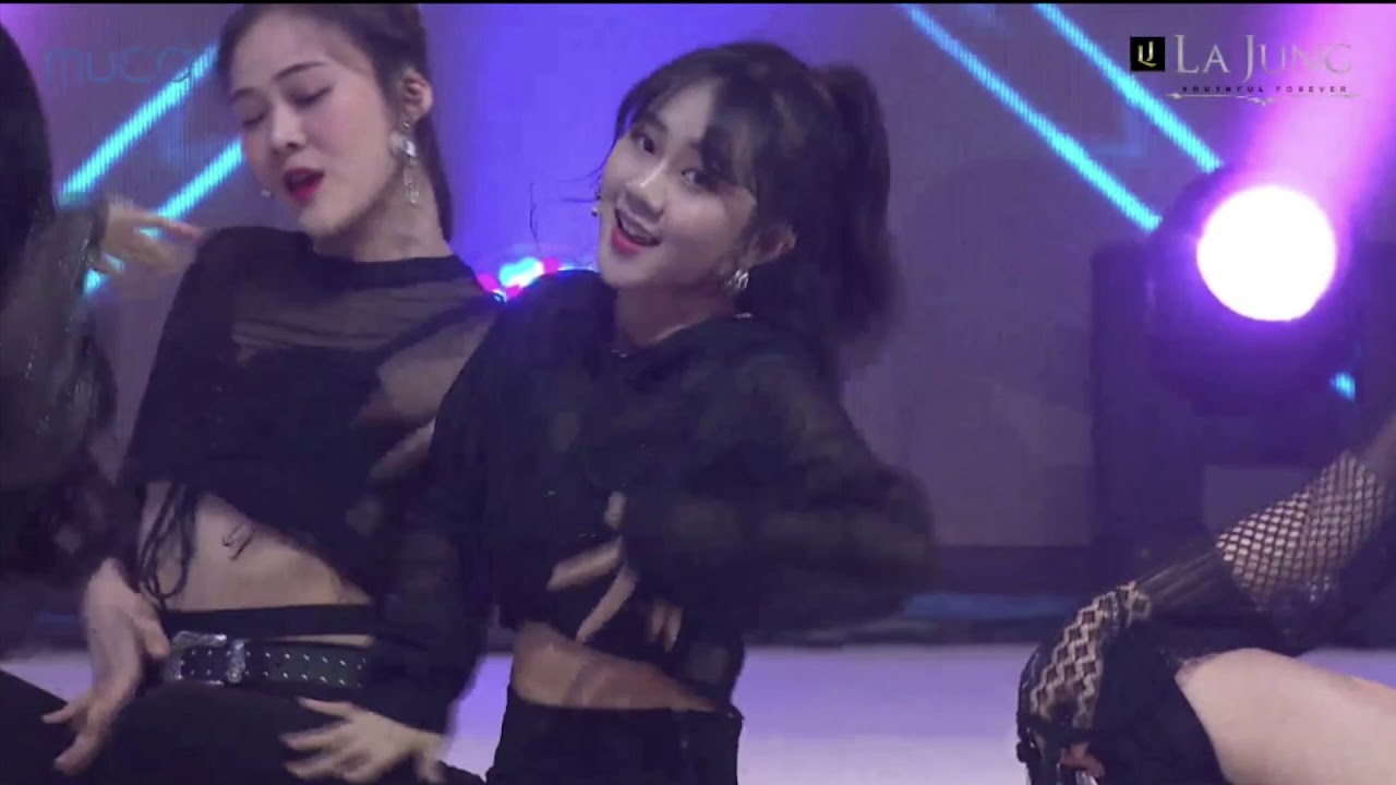 ise 7 rings ariana grande miss universe malaysia ise 7 rings ariana grande miss universe malaysia