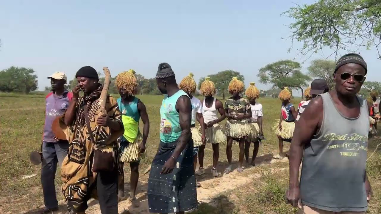 À Djivente, sages et jeunes scellent une nouvelle étape du Bukut lors de la récolte rituelle du riz