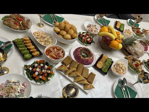Дастархан жасау Праздничный стол для гостей Қонақ күту Салаты и закуски Самса Дастархан жаю