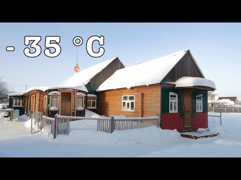 How does a Tatar family live in the Russian cold in a village in winter?