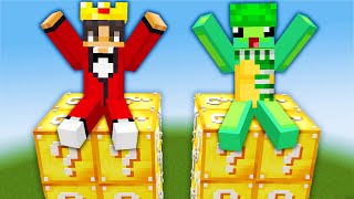 Playing a LUCKY BLOCK TOWER RACE in Minecraft!