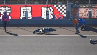 伊勢崎オート  落車事故でレース中止 落車後の処理の様子