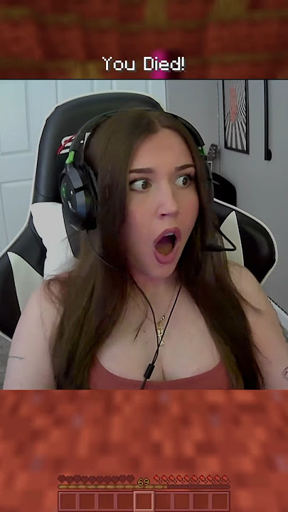 @RachelMaeyley Minecraft egirl trickshot