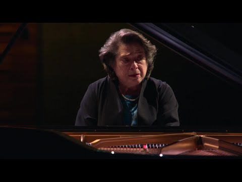 Beethoven : Fantaisie pour piano en sol mineur op. 77 par Elisabeth Leonskaja