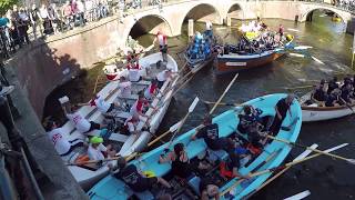 Grachtenrace 2018 - Botsen, klemliggen en opstoppingen in de Leidsegracht. Amsterdam sloeproeien