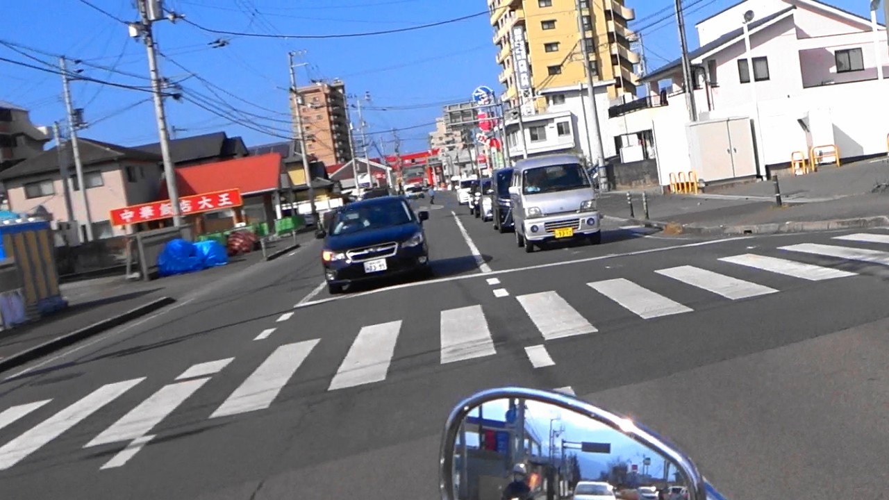 Ｒ３３から見た椿神社参道　#伊豫豆比古命神社　#椿神社　#椿まつり