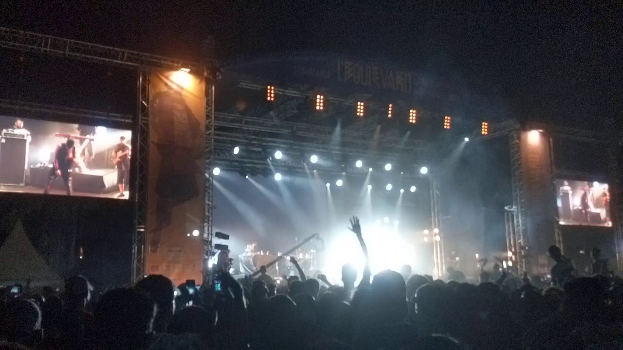 Komy ft Dizzy DROS - Chouwaya - Chouwaya Live L'boulevard 2019 Remix All The Way Up | كومي - الشواية