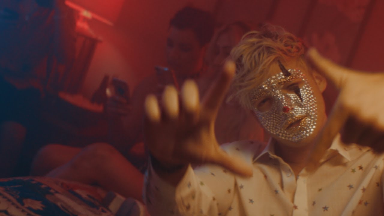 EBEN - Plastic Angels [Official Video]
