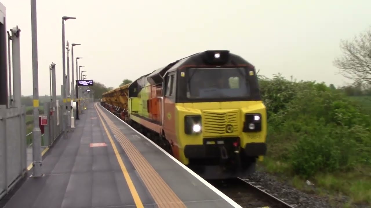 70813 6X28, 70808 6V46 Worcestershire Parkway, 2/5/22.