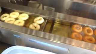 Making Mini Donuts/ Starting a Little Orbits SS1200 donut machine