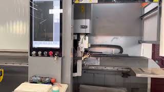 JQ T1 fiber laser tube cutting machine with two moving chucks