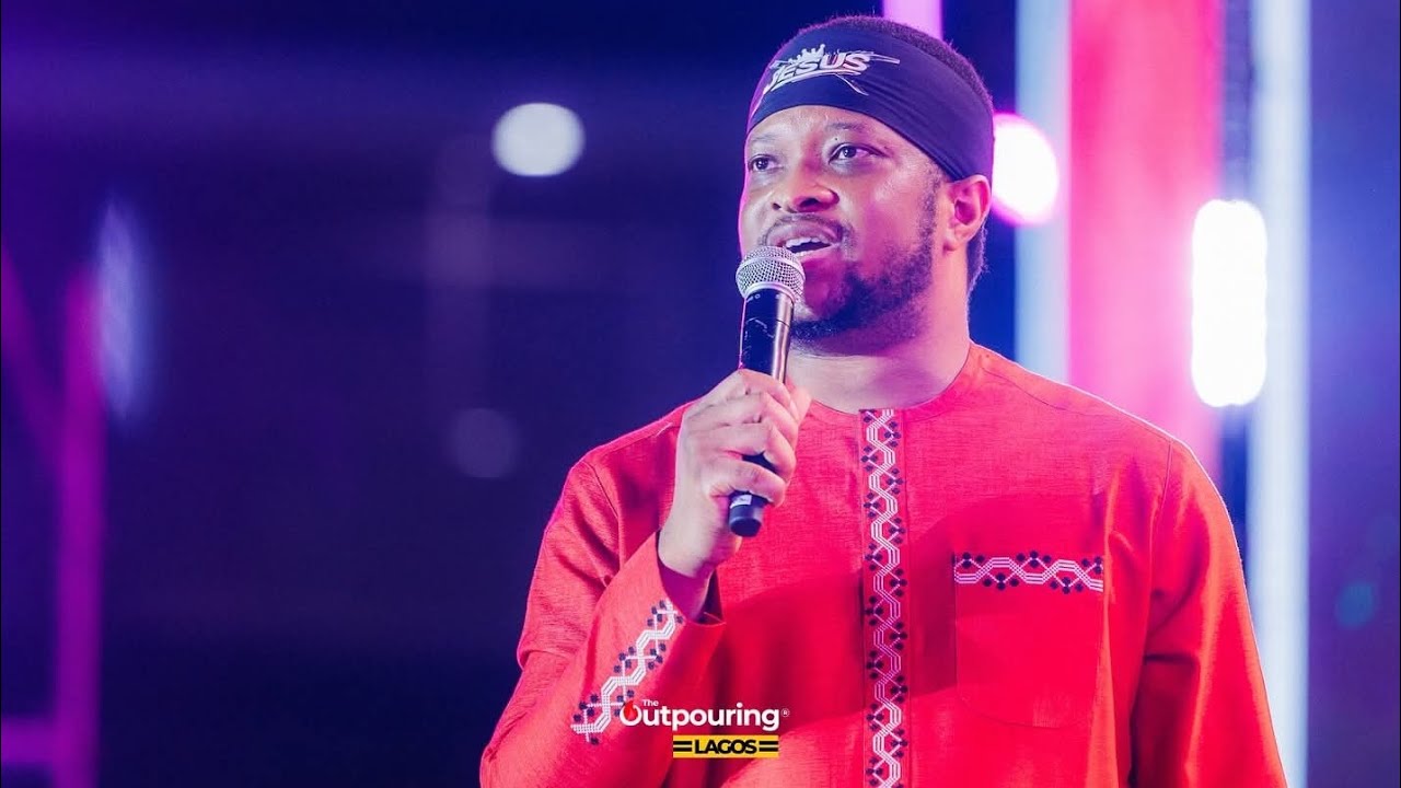 LAWRENCE OYOR BRINGS DOWN THE GLORY OF GOD AT OUTPOURING LAGOS | DUNSIN OYEKAN