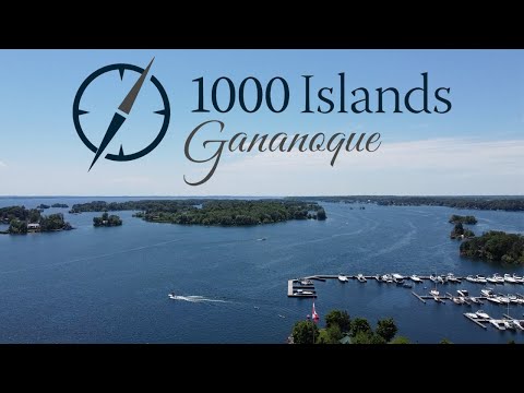 Modern Travel - Exploring the exciting 1000 Islands in Gananoque, Ontario Canada