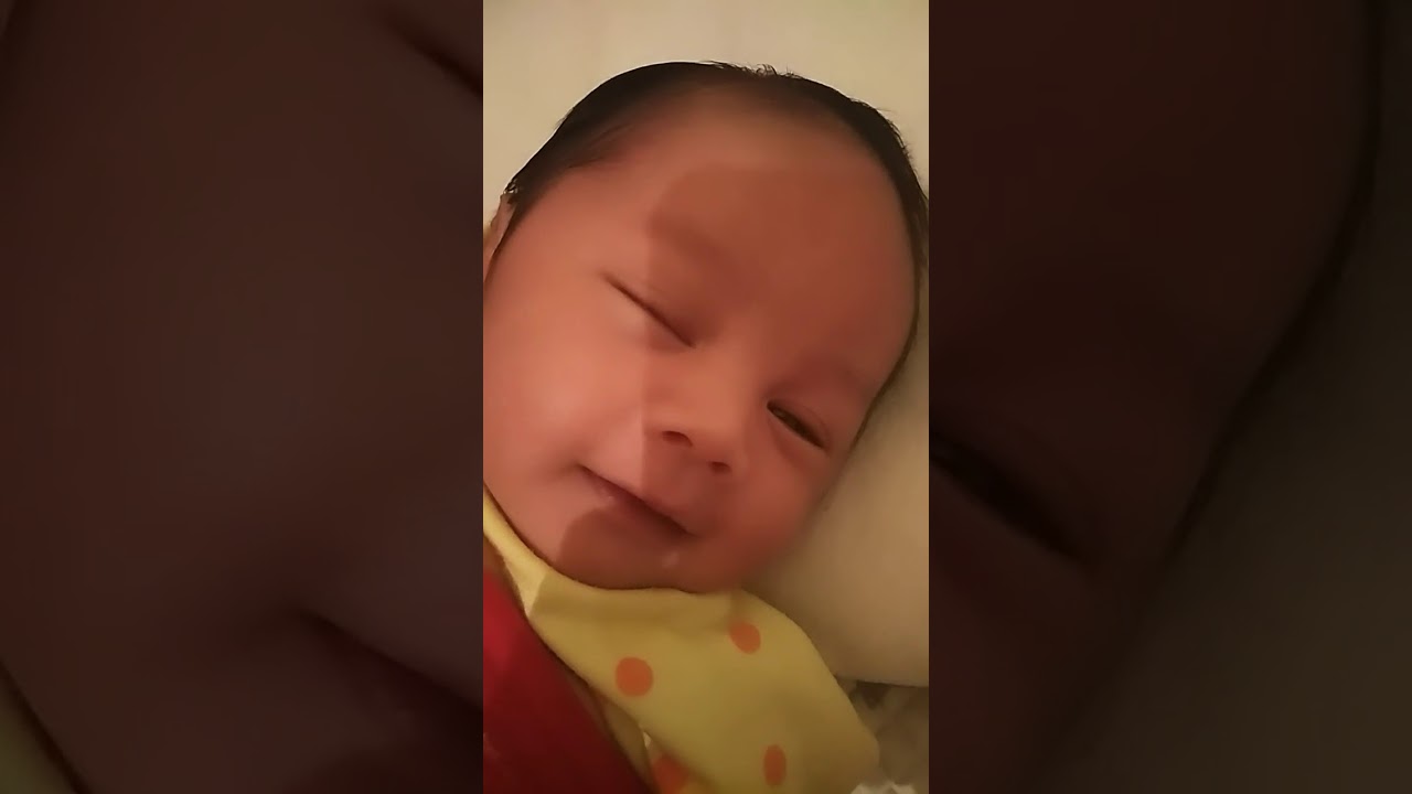 Bayi Lucu 10 Hari Mimpi Indah - YouTube