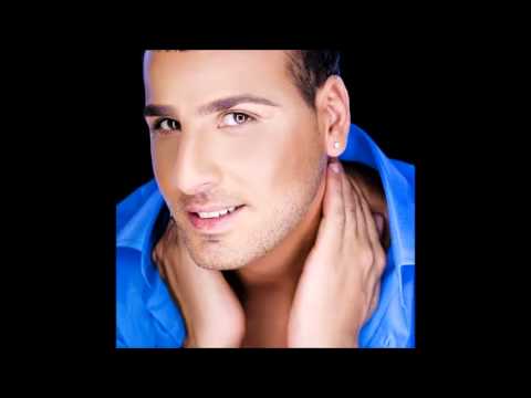 שר אל הופעה בטיטאניק איך אהבנו ברגעים של עצבת 