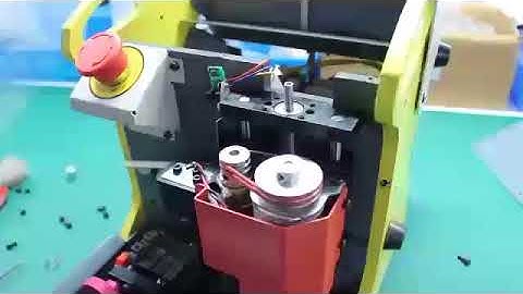 Part 1: How to clean the Z axis of SEC-E9 key cutter deeply- obdii365