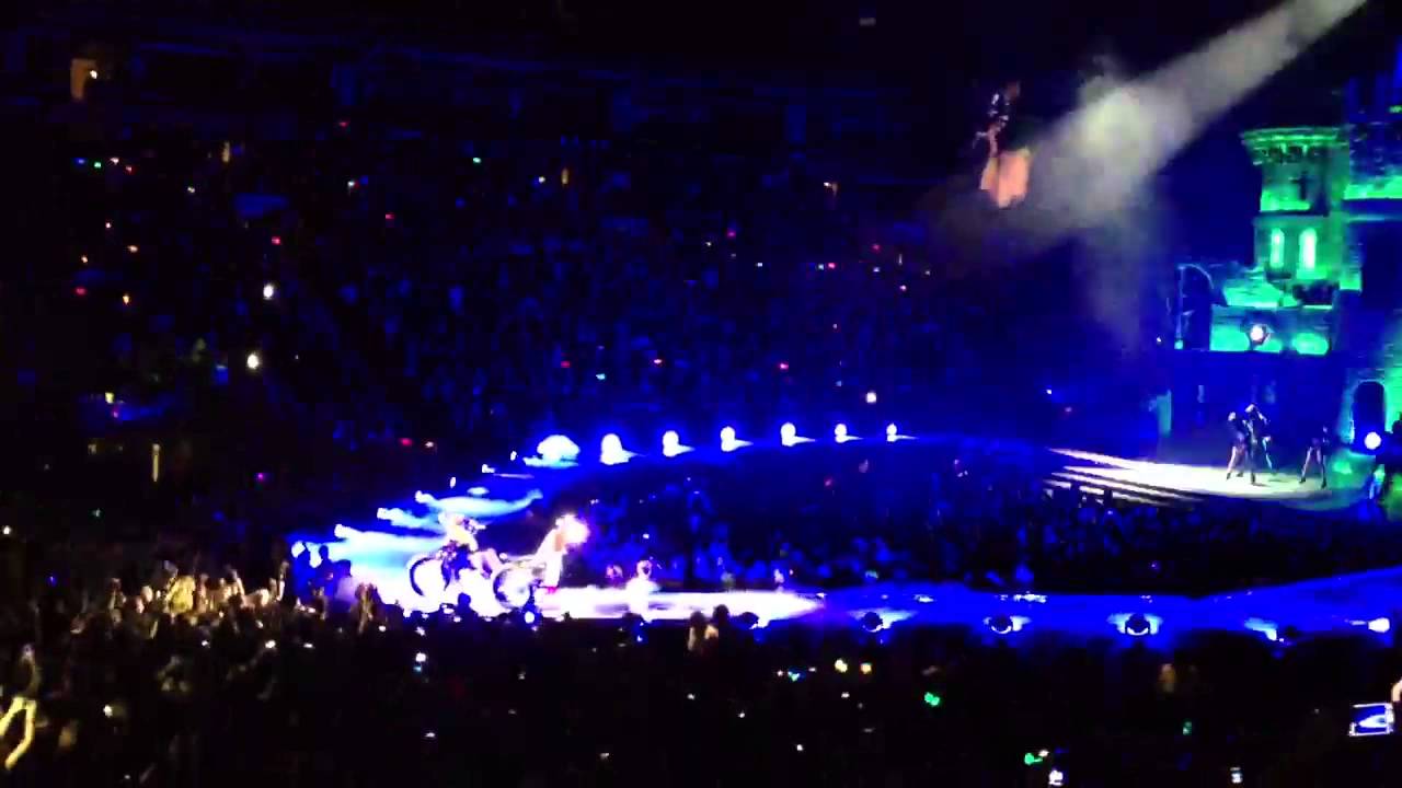 LADY GAGA BTWB Toronto - Heavy Metal Lover