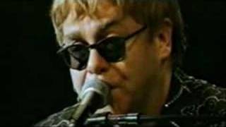 Elton John - This Train Don't Stop There Anymore (Live) chords