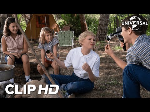 Clip - Burt pide a Sam que haga una película del viaje de acampada