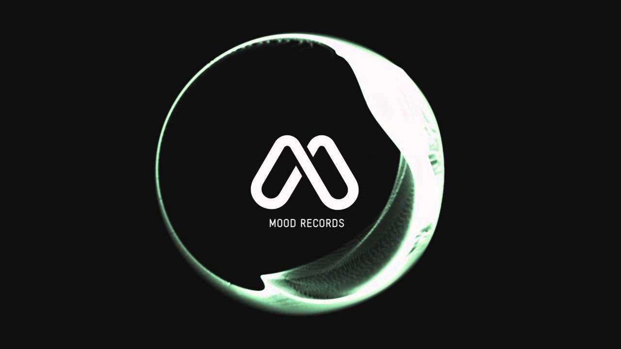 In The Mood #43 w/ Nicole Moudaber