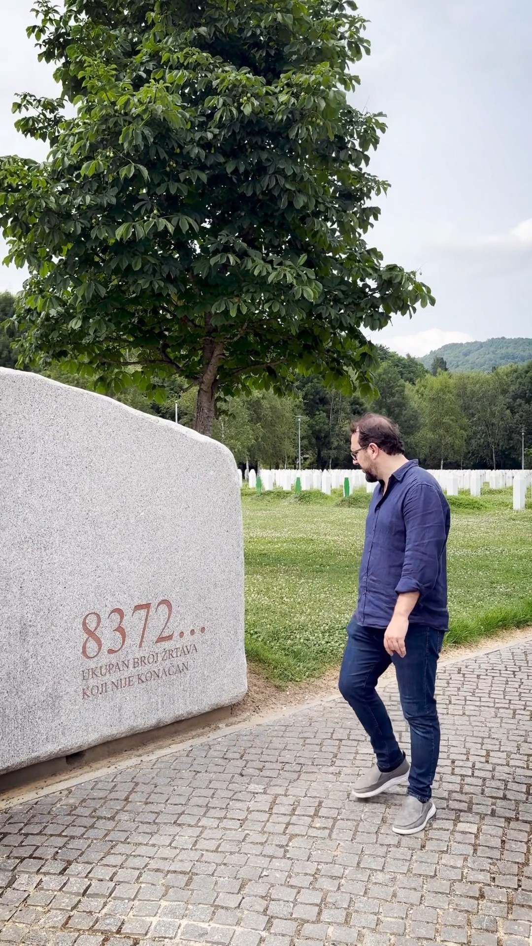 Whatever you do, don’t forget the genocide ? #srebrenica #mesut_kurtis
