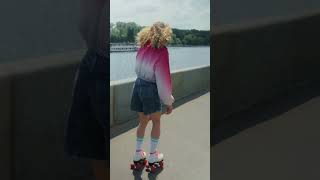 Roller |  Skating Girls | #shorts #skateboarding screenshot 5