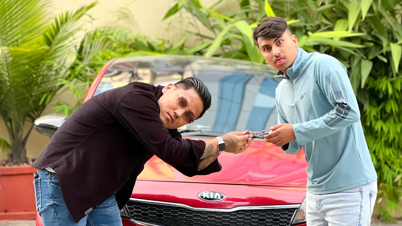 Dona Dai Ko Crore Ko Gadi Gift Paye 😱 YouTube