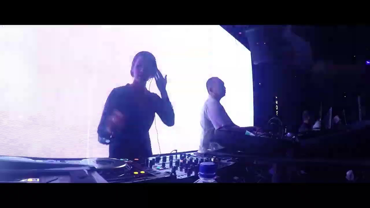 TIARA EVE - Live  Performance Immigrant Jakarta