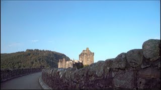 Sunrise on Eilean Donan Castle, Dornie, Loch Duich, Scotland (4K)