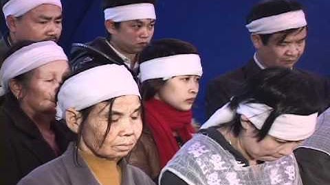 Lễ Đón Nhận và Tiễn Đưa Di Hài Liệt Sỹ Vũ Văn Nuôi 6.flv