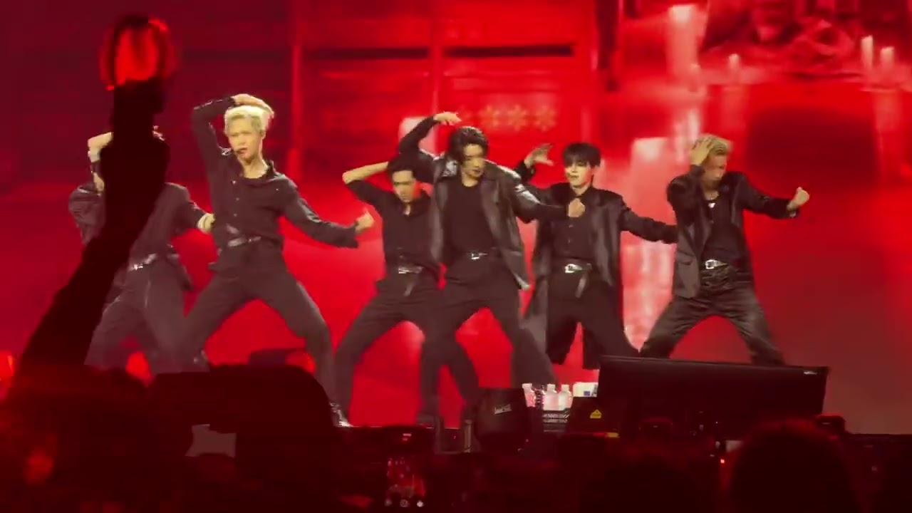 [FANCAM] ENHYPEN (엔하이픈) WTL IN HOUSTON D1 - Brought the Heat Back + Fever + Talking Ment