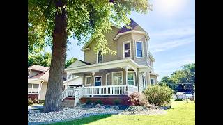 215 S 8th St Wood River IL - Jenni Rowe Studebaker