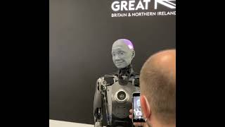 NOTÍCIA: “Robô humanóide” Ameca é exibido ao público na maior feira de tecnologia do planeta, CES