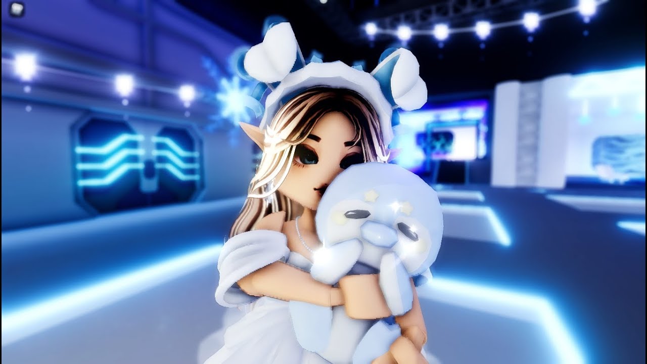 Join MISSDRESS!! Free Royale High Private Servers Royale High Free