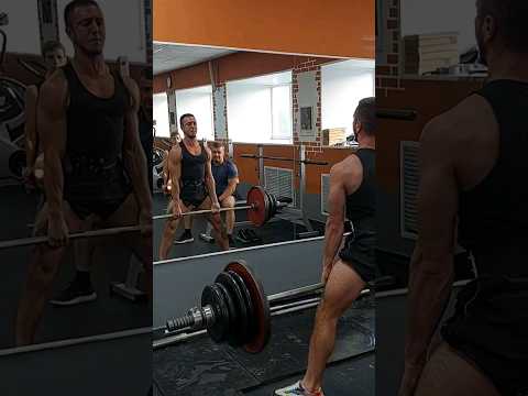 Учимся делать становую в стойке сумо #all #bodybuilding #video #sports #workout #tiktok #gym