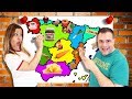 Lanzamos Dardos a un OBJETIVO y comemos lo que sea en lo que caiga ! Food Challenge !!