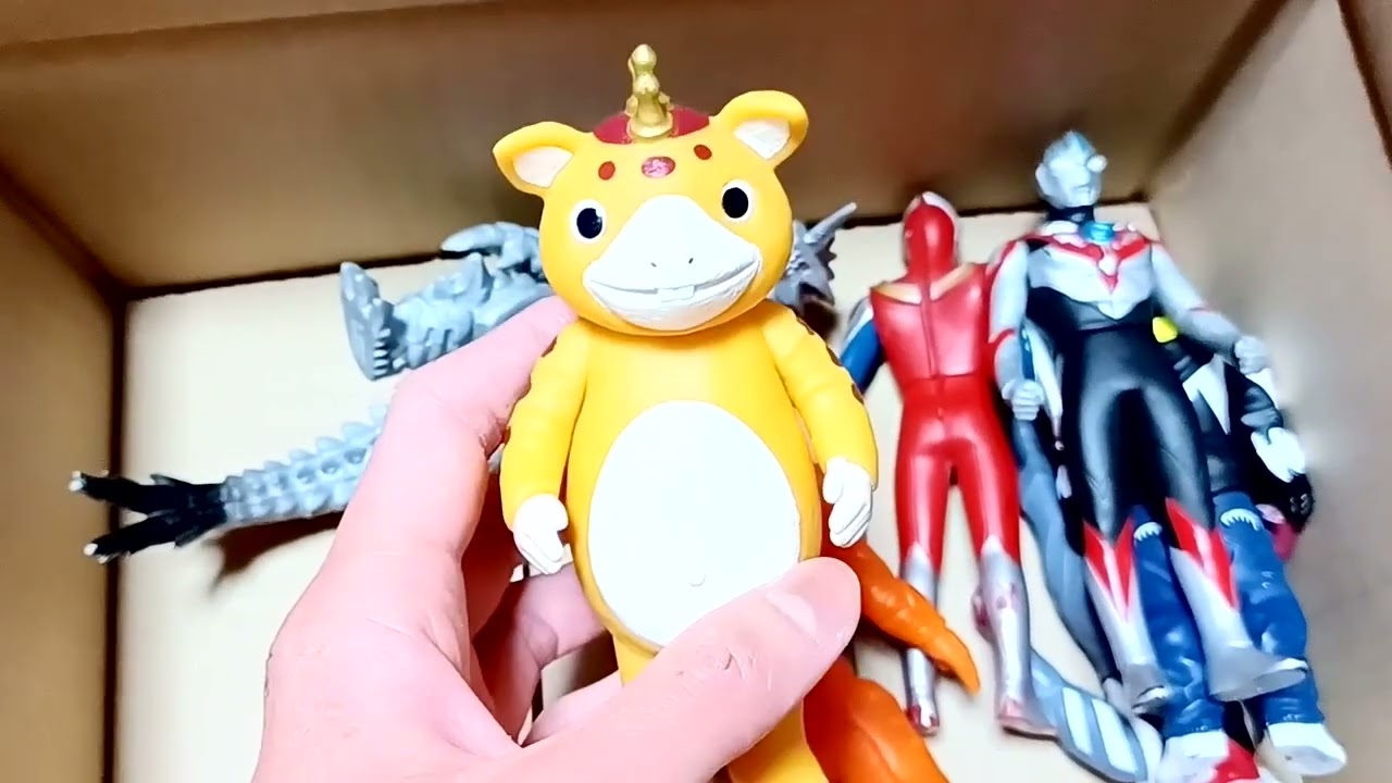 ジャンク開封・まとめ売り】 1体3500円! 生産終了！ 価値があるソフビ 