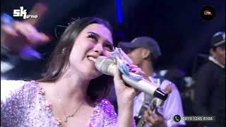 ANISA QUEEN FT KAMELIA PUTRI LUKAKU