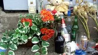 Remembering the dead on the street
