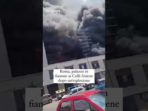 Esplosione e grosso incendio a Roma in un palazzo di 8 piani #shorts